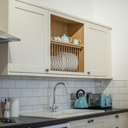 Stylish Apartment Close To Gloucester Quays & Docks Εξωτερικό φωτογραφία