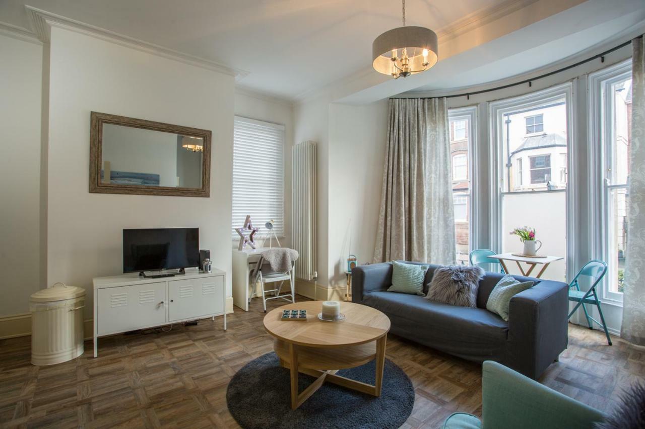 Stylish Apartment Close To Gloucester Quays & Docks Εξωτερικό φωτογραφία